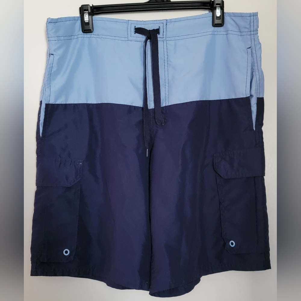 Blue Cargo Shorts with Quick-Dry Fabric